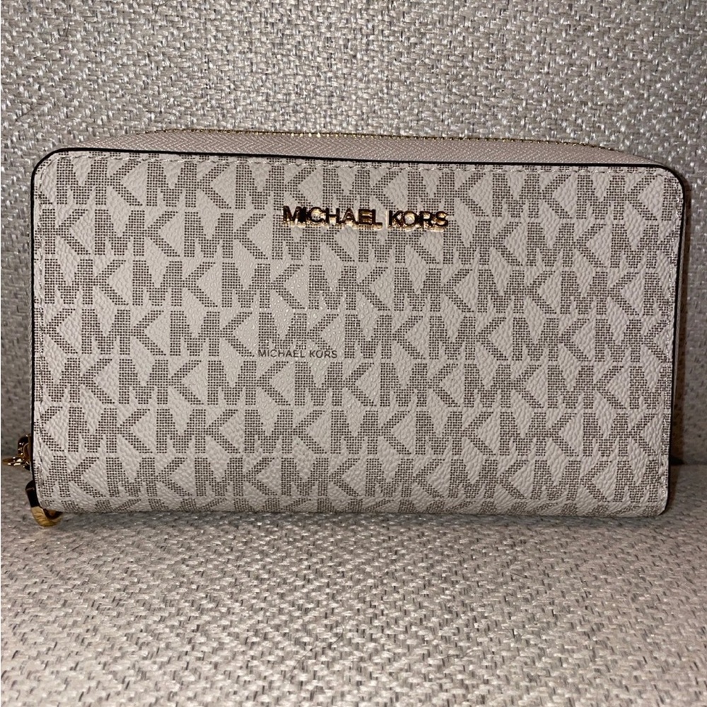 NEW MICHAEL Michael Kors Signature Flat Multi-Function Phone Case Wallet